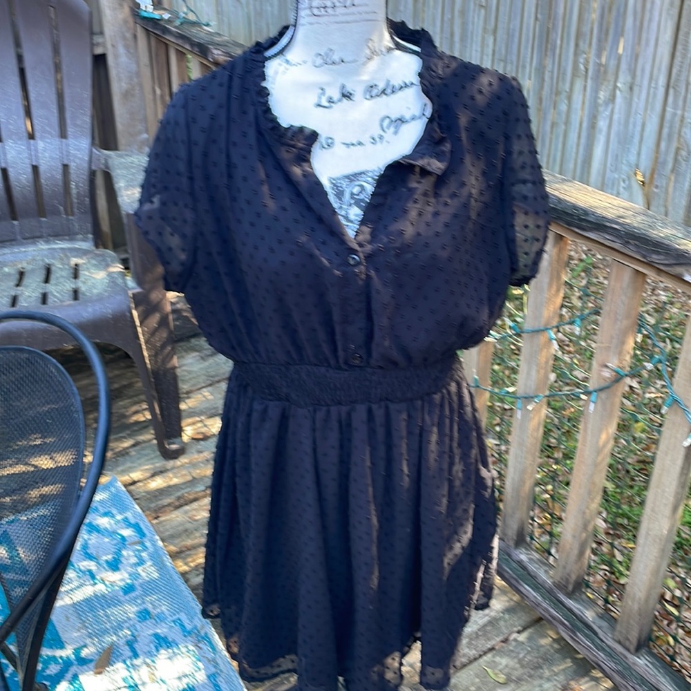 Black ruffle top!
